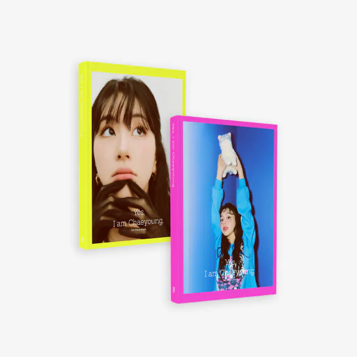 TWICE(트와이스) 채영 - TWICE 채영 1st PHOTOBOOK [Yes, I am Chaeyoung.] (Neon Lime Ver.)