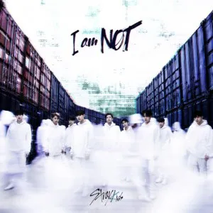 [랜덤] 스트레이 키즈 (Stray Kids) - 미니1집 [I am NOT]