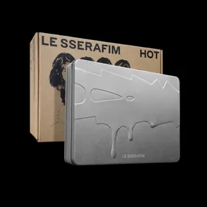 LE SSERAFIM (르세라핌) - 미니 5집 [HOT] (TIN CASE ver.)