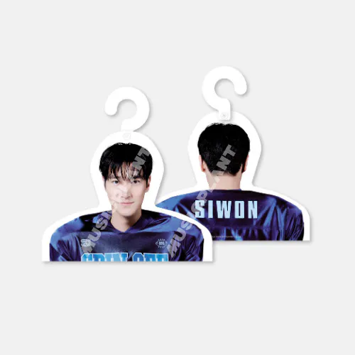 2024 SUPER JUNIOR [SUPER SHOW SPIN-OFF : Halftime] MD - PHOTO HANGER