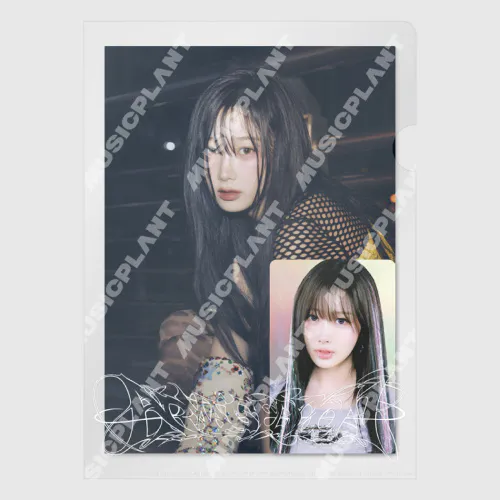 aespa 'Armageddon : The Mystery Circle' MD - POSTCARD + HOLOGRAM PHOTO CARD SET