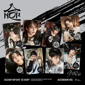 [랜덤] Stray Kids (스트레이 키즈) - SKZHOP HIPTAPE [合 (HOP)] (ACCORDION VER.)